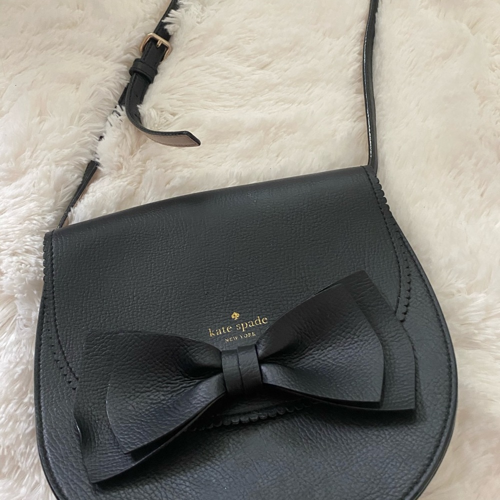 Black kate spade crossbody